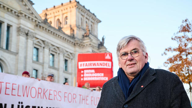 Metall-Tarifrunde: IG-Metall-Chef Jörg Hofmann kündigt Streiks an: „Die Arbeitgeber gehen nicht auf unsere Forderungen ein“