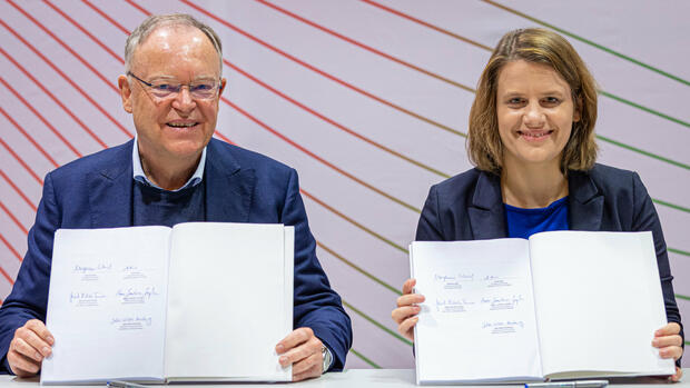 Regierungsbildung: Niedersachsens SPD und Grüne unterzeichnen Koalitionsvertrag