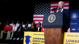 USA: Gericht blockiert Bidens Teil-Erlass von Studienkrediten