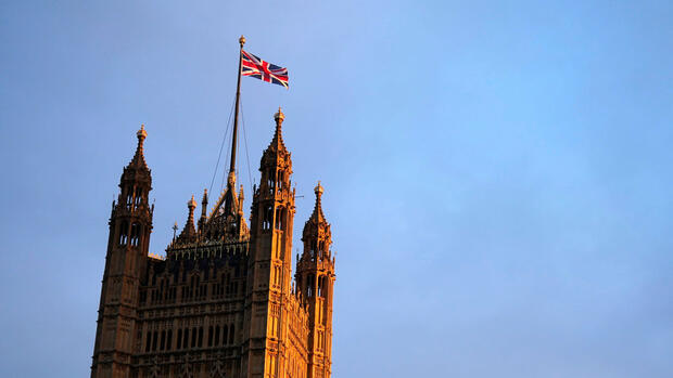 Großbritannien: EU-Kommission bekommt Sonderrechte für Brexit-Streit