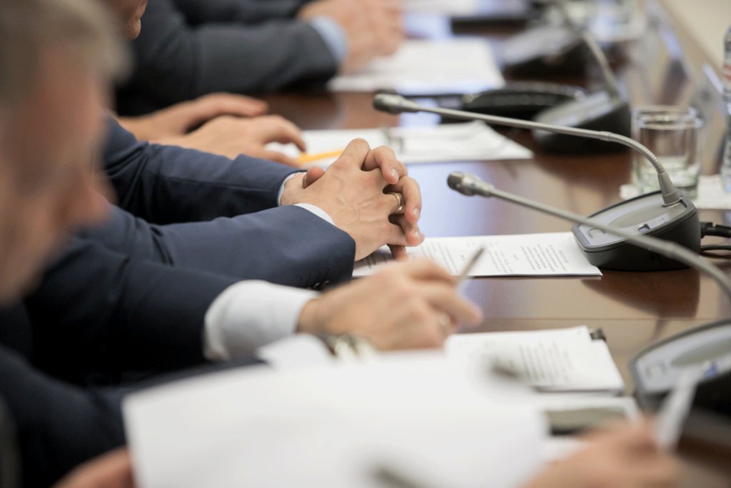 Wenig zielfuehrende Diskussion um Metaverse im Bundestag