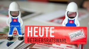 Betriebsräte: Erfahren, männlich, Gewerkschafter – Wer die Interessen der Arbeitnehmer im Betrieb vertritt