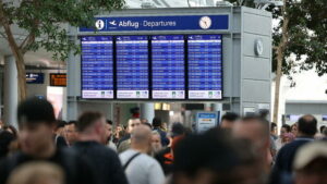 Flugreisen: Aufsichtsbehörde registriert 60 Prozent mehr Beschwerden über Airlines