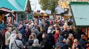 Ifo-Umfrage: Unternehmen stellen trotz drohender Winterrezession mehr Personal ein