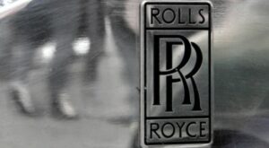Höchster Stand seit Juli: Rolls-Royce-Aktie legt zu: Rolls-Royce dürfte laut Analysten von Helikopter-Auftrag profitieren