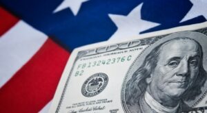 Regierungsfinanzierung: Shutdown noch abgewendet: US-Präsident Biden unterschreibt Übergangshaushalt