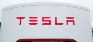 Kursturbulenzen: Tesla-Aktie an der NASDAQ deutlich im Plus: Tesla-Chef Elon Musk beruhigt Mitarbeiter - Morgan Stanley optimistisch