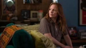 Yellowjackets: Erste Bilder aus Staffel 2 mit Lauren Ambrose