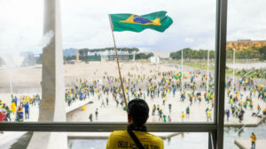 Brasilia: Anhänger von Brasiliens Ex-Präsident stürmen Regierungsgebäude