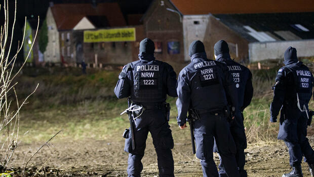 Braunkohleabbau: Weitgehend ruhige Nacht in Lützerath –  Friday-for-Futures-Demonstration geplant