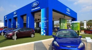 Medienberichte: Ford-Aktie sinkt: Ford will größere Unabhängigkeit von VW-Technologie bei E-Autos erreichen