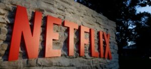 Netflix zieht Bilanz: NASDAQ-Titel Netflix-Aktie nachbörslich mit Gewinnen: Netflix überzeugt mit Nutzerwachstum - Konzernchef Reed Hastings gibt CEO-Posten ab