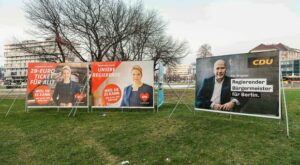 Berlin-Wahl: CDU gewinnt laut erster Prognose deutlich, Grüne und SPD gleichauf