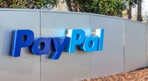 Report: Paypal Puts Stablecoin Plans on Hold as US Regulators Crack Down on Crypto Industry