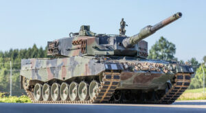 Leopard 2: Bundesregierung will stillgelegte Panzer aus der Schweiz kaufen