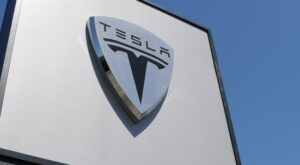 Wegen Geldmangel: NASDAQ-Titel Tesla-Aktie: Tesla-Rivale aus China steht kurz vor dem Aus