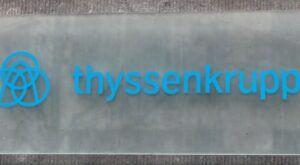 Verselbstständigung: thyssenkrupp-Aktie verliert: thyssenkrupp in Gesprächen über Abspaltung der Marine-Tochter