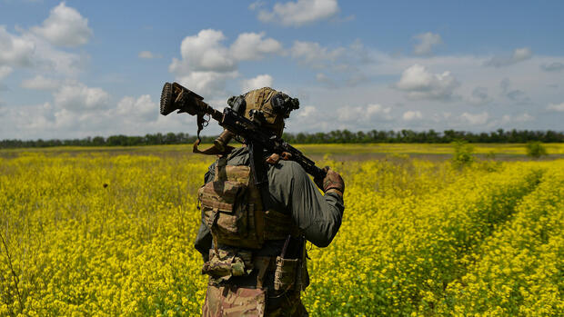 Ukraine – Die Lage am Morgen: Kiew meldet erneut Luftalarm – Selenski: Mehr russische Kriegsgefangene für Austausch nehmen