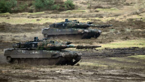 Verteidigung: Bundeswehr bekommt neue Haubitzen und Leopard-Kampfpanzer