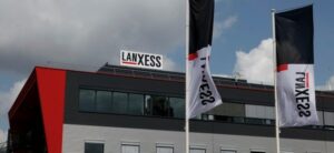 Schwache Nachfrage: LANXESS-Aktie bricht zweistellig ein, auch BASF und Brenntag unter Druck: Gewinnwarnung für 2023 schockt die Märkte