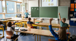 Bildung: Nur gut die Hälfte der Lehramt-Studienanfänger wird auch Lehrer