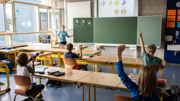 Bildung: Nur gut die Hälfte der Lehramt-Studienanfänger wird auch Lehrer