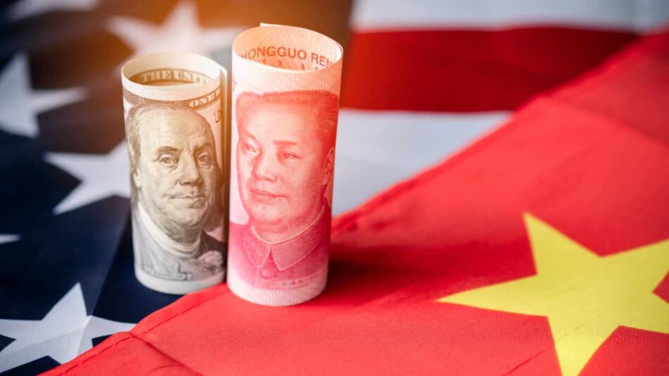 Former Central Banker Discusses How Chinese Yuan Could Become on Par With US Dollar – Bitcoin News