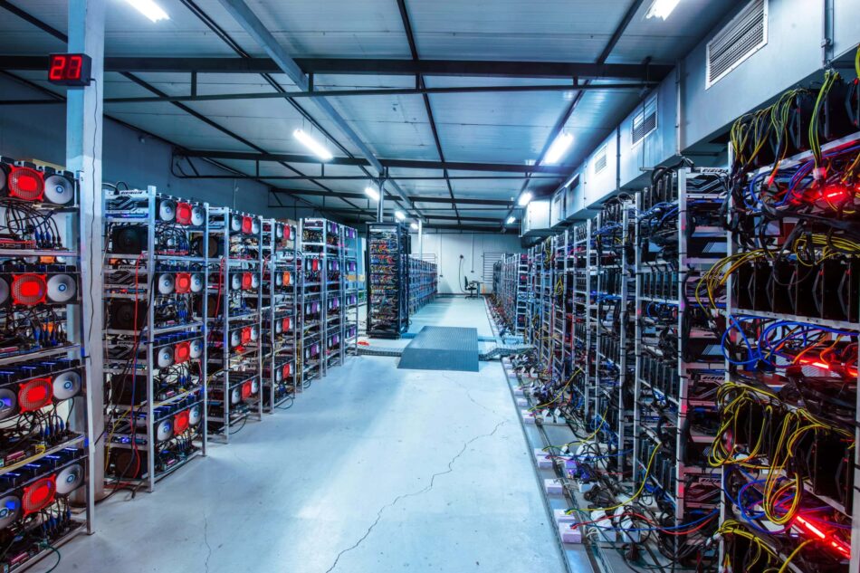 Miner liquidiert 70.000 Bitcoin: Droht jetzt ein BTC-Abverkauf?