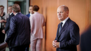 Ministergehalt: Kabinettsmitglieder bekommen 3000 Euro Inflationsprämie – Scholz will spenden