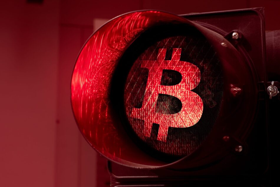 Alarmstufe rot: Bitcoin wird abverkauft.