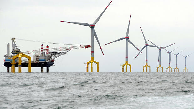 Erneuerbare Energien : Offshore-Windstrom wird für Industrie deutlich teurer