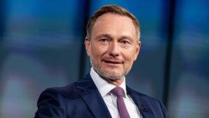 Synthetische Kraftstoffe: Lindner will E-Fuels steuerlich begünstigen