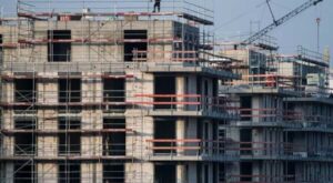 Bauindustrie: Bauhauptgewerbe 2023 mit realem Auftragsrückgang