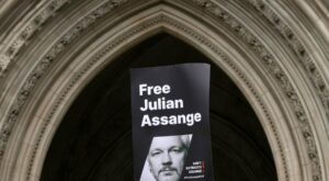 Großbritannien: Drohende Auslieferung in die USA: Assange muss auf Entscheidung warten