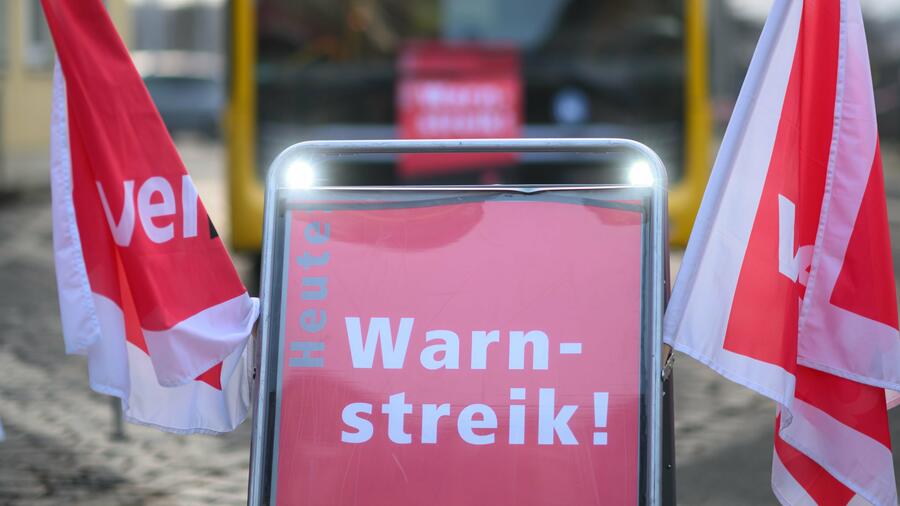 Nahverkehr: Verdi kündigt erneut Streiks bei Bussen und Bahnen an