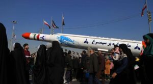 Weltraum: Iran schickt offenbar Satelliten aus Russland ins All