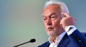 Bundestag: Kubicki attestiert Mützenich in Taurus-Debatte „verfassungsfeindliches“ Verhalten