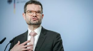 Bürokratie: Buschmann will Bürokratie-Gesetz Mittwoch ins Kabinett bringen