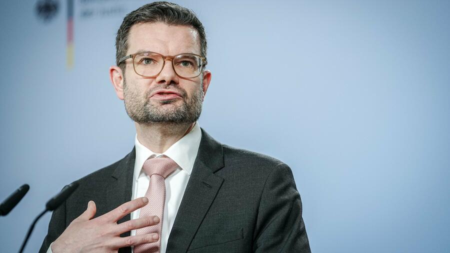 Bürokratie: Buschmann will Bürokratie-Gesetz Mittwoch ins Kabinett bringen