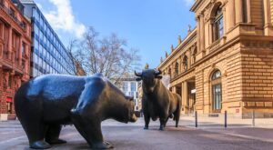 Bulle und Bär vor der Frankfurter Börse