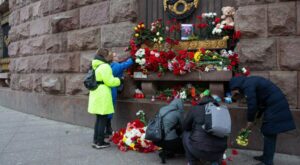 Terror in Russland: Russland trauert, Putin äußert Verdacht ohne Beweise – Selenski: „Immer schieben sie die Schuld auf andere“