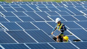 Energiewende: Solarpaket könnte Strompreise ins Bodenlose fallen lassen