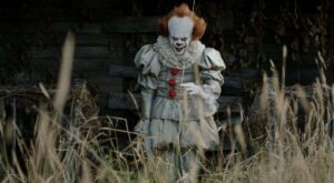 Bill Skarsgard spielt als Pennywise mit