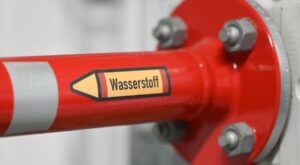 Energietransformation: Zu wenig eigene Kapazitäten: EU könnte Deutschlands Wasserstoff-Lücke schließen