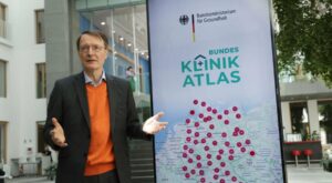 Gesundheit: Karl Lauterbach stellt Klinik-Atlas vor
