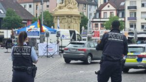 Gewalttat: Messerangriff auf Wahlstand in Mannheim – Angreifer niedergeschossen