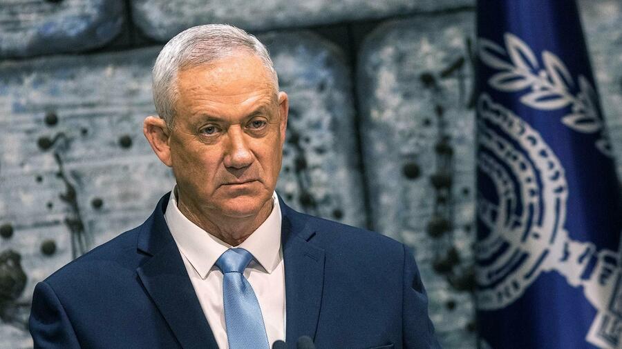 Israel – Die Lage am Morgen: Minister Gantz stellt Israels Regierungschef Ultimatum – Tausende protestieren gegen Netanjahu