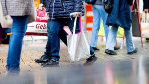 Konjunktur: Einzelhandel erleidet deutlichen Umsatzschwund