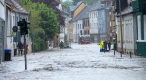 Unwetter: Hunderte Einsätze wegen Dauerregens – extreme Hochwassergefahr im Saarland