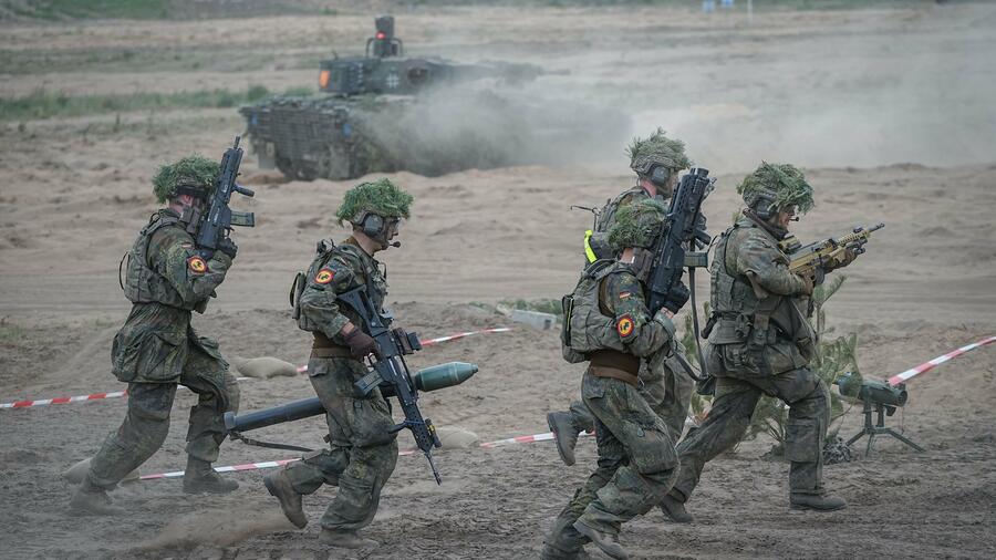 Verteidigung: Nato beendet größtes Manöver seit 80er Jahren